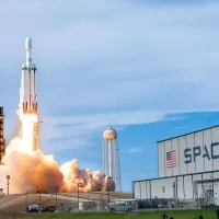 SpaceX's 1 million satellites could avoid environmental checks