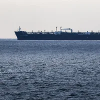 How will Russia benefit from US decision to ease oil sanctions?