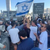 Israel drops charges on soldiers who allegedly raped Palestinian detainee