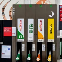 France to spend €70M on fuel subsidies for farmers, trucks and fishermen in April