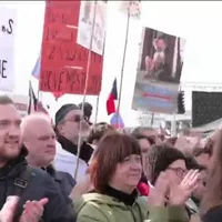 Tens of thousands rally in Prague to protest new PM Andrej Babis