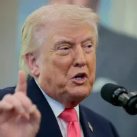 Trump keeps up claims of talks with ‘the right people’ in Iran