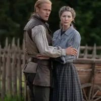 ‘Outlander’ Final Season Begins: Caitriona Balfe and Sam Heughan on That First Death and More Season 8 Premiere Revelations