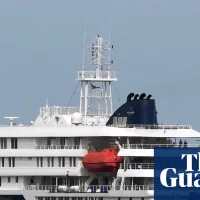 UK passengers on hantavirus-hit ship will fly home after Tenerife screening