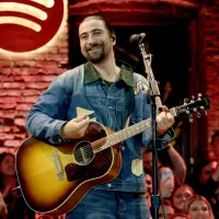 Noah Kahan Earns First No. 1 With ‘The Great Divide,’ Biggest Streaming Week of Any Album in 2026