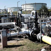 Ukraine says Russian oil to Hungary, Slovakia has restarted