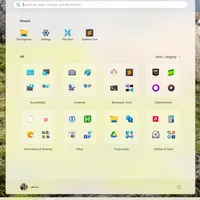 Windows 11 after two decades of macOS: okay, but also awful