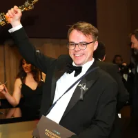 Lufthansa Finds Lost Documentary Oscar for ‘Mr. Nobody Against Putin’