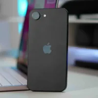 These are my favorite budget-friendly iPhone 17e accessories