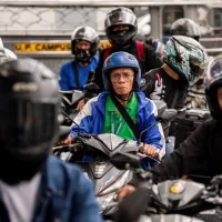 Southeast Asia shuts offices, limits travel as oil crisis deepens